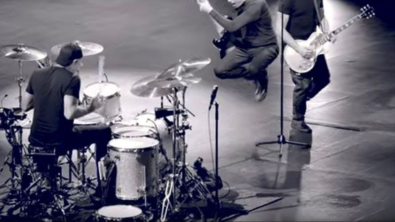 Bryan Adams a lansat piesa &bdquo;I Ain't Worth Shit Without You&rdquo;