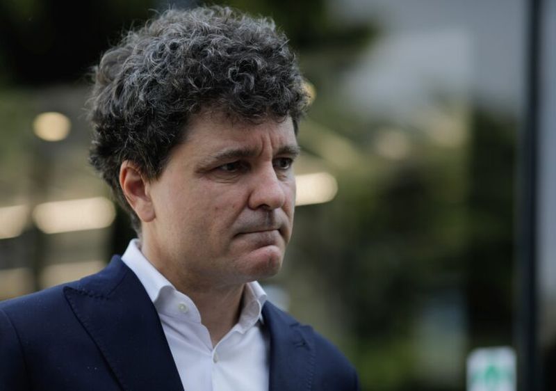 Metroul, cel mai mare consumator de energie electrică al Bucureștiului, s-ar putea bloca