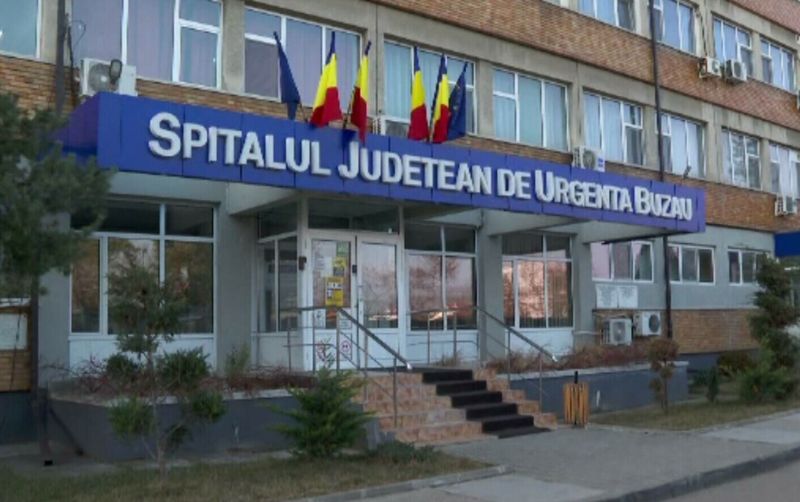 Doi medici s-au luat la bătaie în fața pacienților