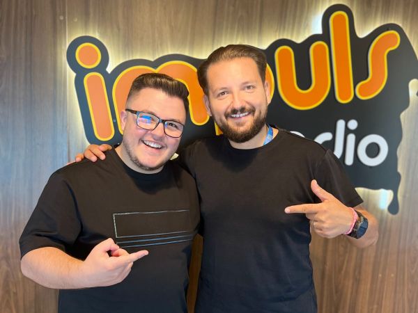 Exclusiv. Edy Chereji, amintiri de la prima ediție de Untold &icirc;n studioul Radio Impuls: &bdquo;Ne chinuiam de atunci să g&acirc;ndim pe termen lung&rdquo;. Audio