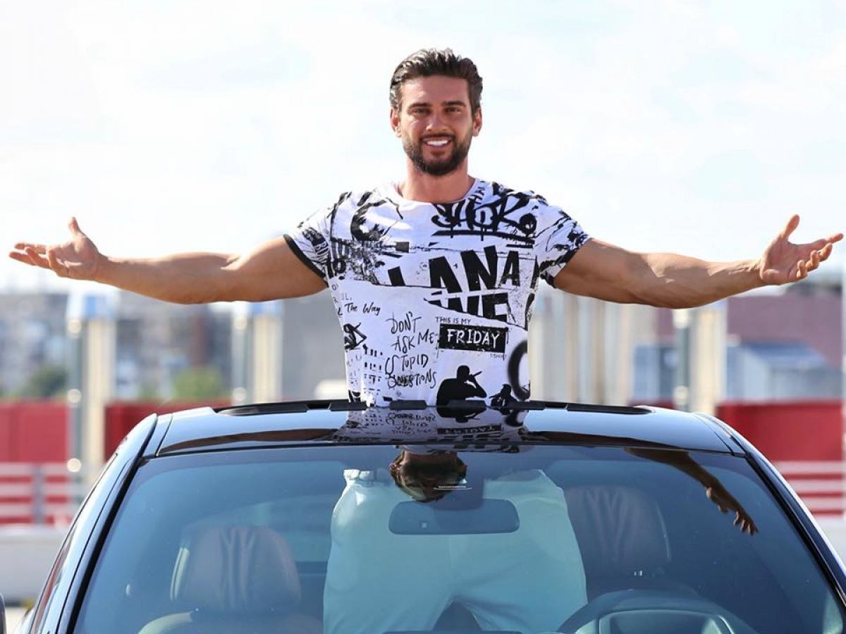 Dorian Popa și-a serbat ziua de naștere pe 7 august, dar este născut în altă zi: „Egoismul din mamișor a zis: 'nu'”