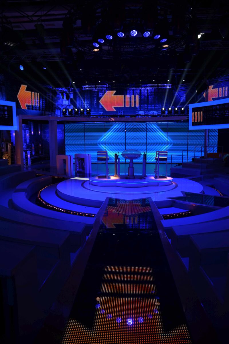 Primele imagini din platoul “Tu urmezi!”, game show-ul ce va fi prezentat de Dan Negru,  în curând, la Kanal D!