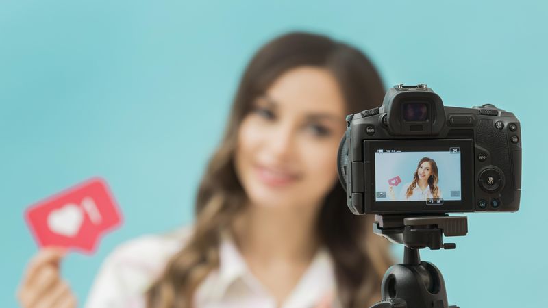 10 august 2022: Ziua Vloggingului. Sfaturi pentru &icirc;ncepători