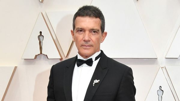10 august 2022. Antonio Banderas &icirc;mplineşte 62 de ani. Cum arată actorul la această v&acirc;rstă?
