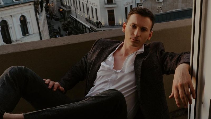 Denis Roabeș s-a logodit