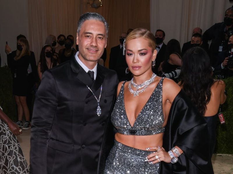 Rita Ora s-a căsătotit în secret cu regizorul Taika Waititi
