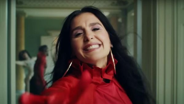 Jessie Ware a lansat videoclipul piesei „Free Yourself”