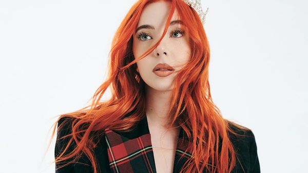 Olivia Addams a lansat piesa „Alexa, Skip to Friday”