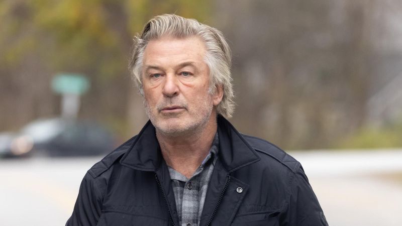 Actorul Alec Baldwin a apăsat pe trăgaciul armei