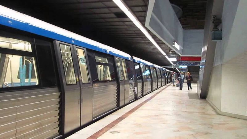  Metrorex anunţă că va introduce 6 trenuri în circulaţie