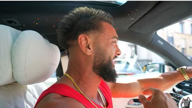 Dorian Popa își face implant de păr