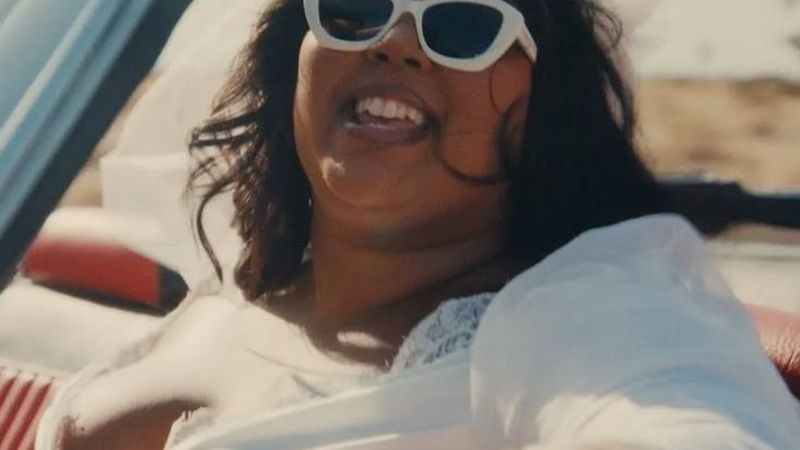 VIDEOCLIP: Lizzo - 2 Be Loved (Am I Ready)