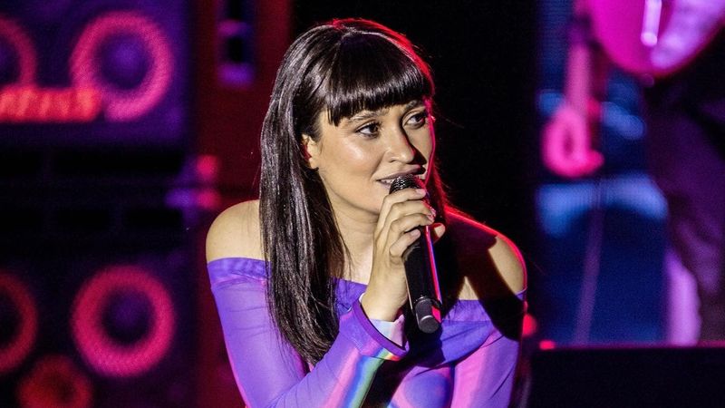 Irina Rimes, despre &icirc;nceputurile carierei sale. Cu ce probleme s-a confrunta arista c&acirc;nd s-a mutat &icirc;n Rom&acirc;nia: &bdquo;Nu pot nega că, la &icirc;nceput, mi-a fost greu&rdquo;