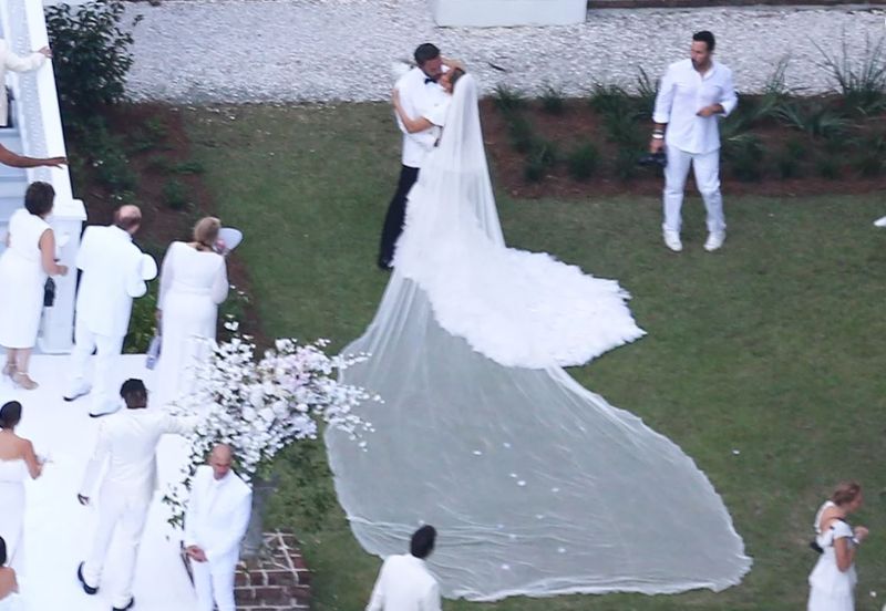 Primele imagini de la nunta lui Jennifer Lopez cu Ben Affleck