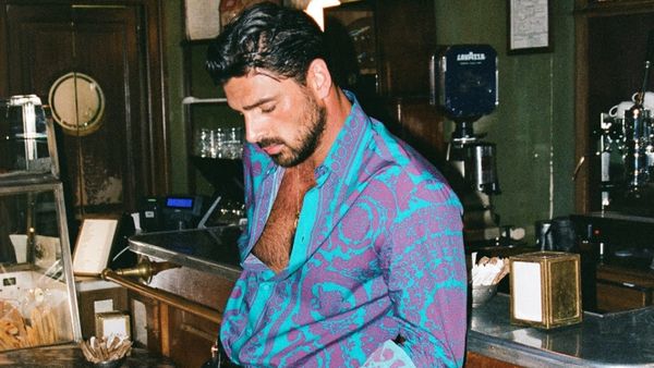 Michele Morrone a lansat piesa &bdquo;Angels&rdquo; - VERSURI aici