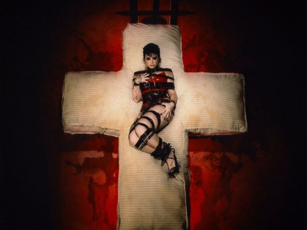 Demi Lovato a lansat albumul &bdquo;Holy f**k&rdquo;