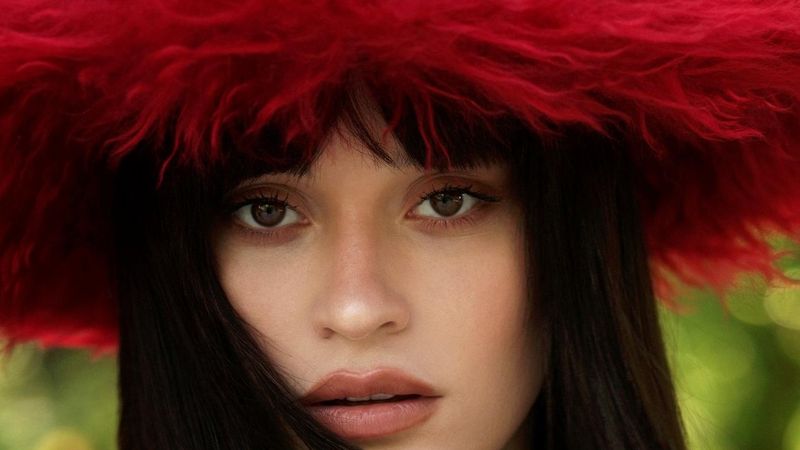 AUDIO: Irina Rimes a lansat &bdquo;Acasă Radio Edit&rdquo;, versiunea mai scurtă a piesei prezentate cu videoclip: &bdquo;Mă face să mă simt iarăși copil&rdquo;