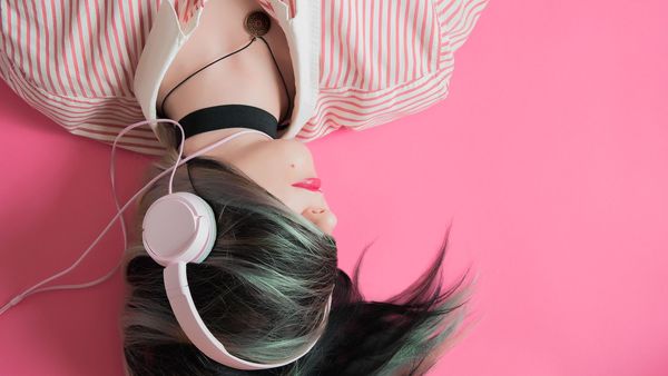 24 august 2022. Ziua internațională a muzicii ciudate