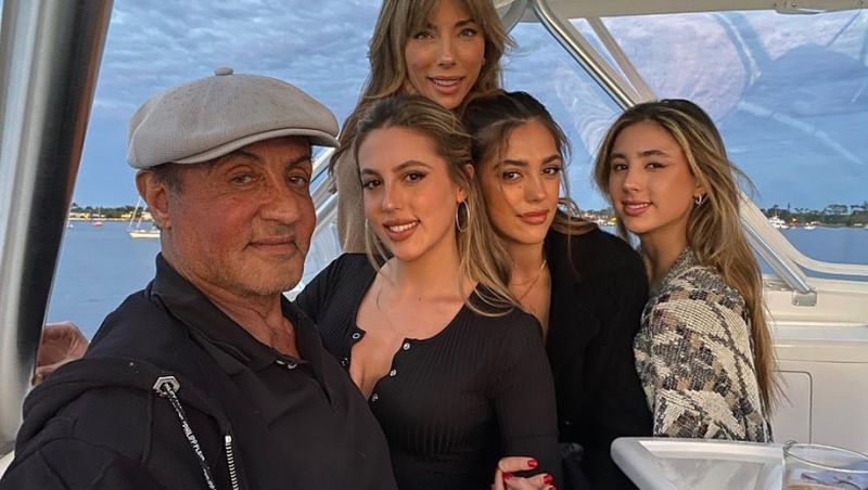 Sylvester Stallone  divorțează de Jennifer Flavin. Primele declarații ale actorului: „Îmi iubesc familia”