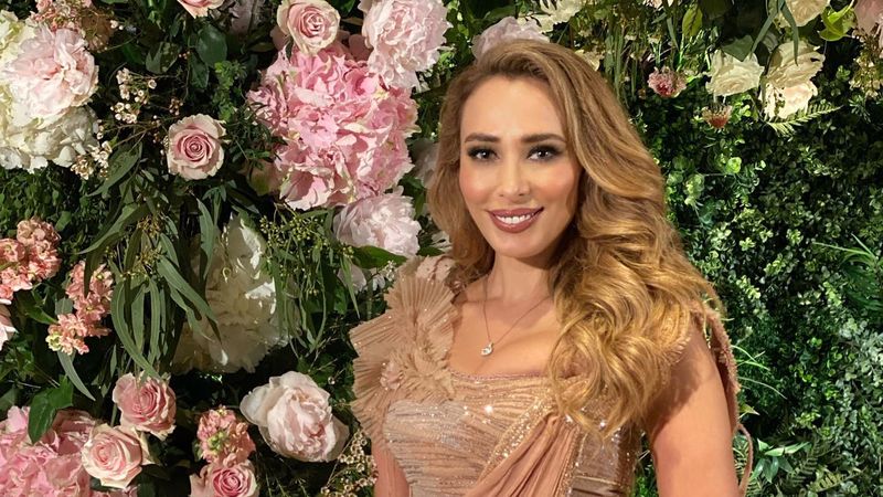 VIDEO: Iulia Vântur, apariție inedită în rochie de mireasă! Fanii au fost fermecați de frumusețea vedetei: „Arăți magnific”