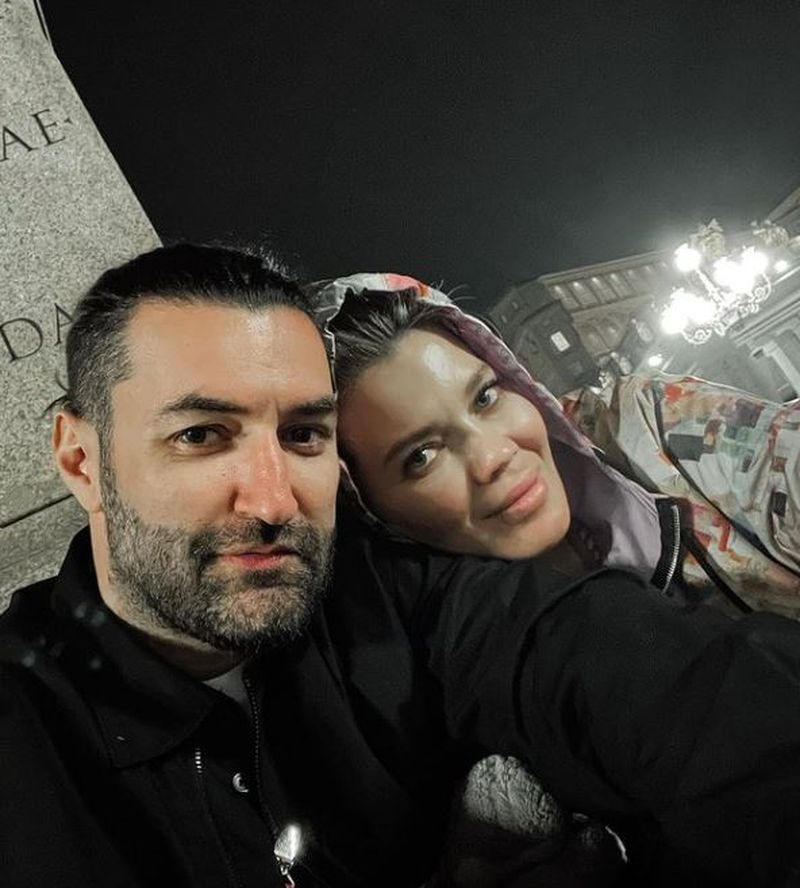 Reacția lui Smiley după ce iubita lui a urcat pe scenă