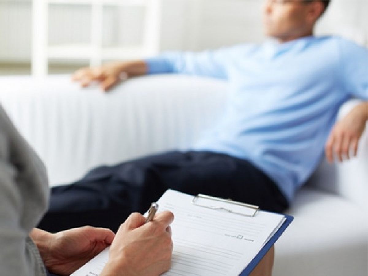 Bancul zilei de luni, 5 septembrie 2022: Un bărbat se prezintă la doctorul psihiatru