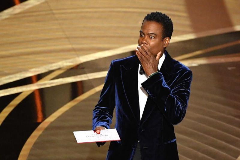 Chris Rock, un nou mesaj pentru Will Smith, care l-a lovit pe scena premiilor Oscar 2022