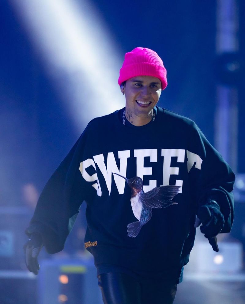 Justin Bieber, nevoit să-și întrerupă din nou turneul mondial