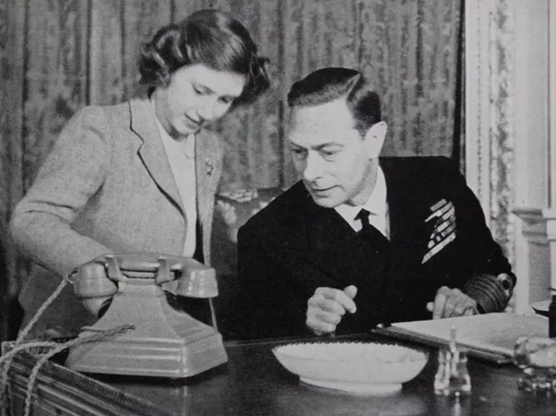 Imagini memorabile din viața celui mai longeviv monarh britanic