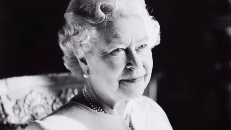Vedetele din Marea Britanie, val de reacții și mesaje după moartea Reginei Elisabeta a II-a: &bdquo;Loialitatea și serviciul ei de neclintit&rdquo;