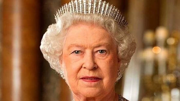 Regina Elisabeta a II-a a lăsat o scrisoare secretă scrisă chiar de ea! Nu poate fi deschisă decât în anul 2085. Cu i se adresează mesajul