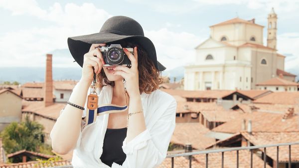 Vești bune pentru tineri! Vezi ce condiții trebuie să îndeplinească pentru a beneficia de călătorii gratuite prin toată Europa