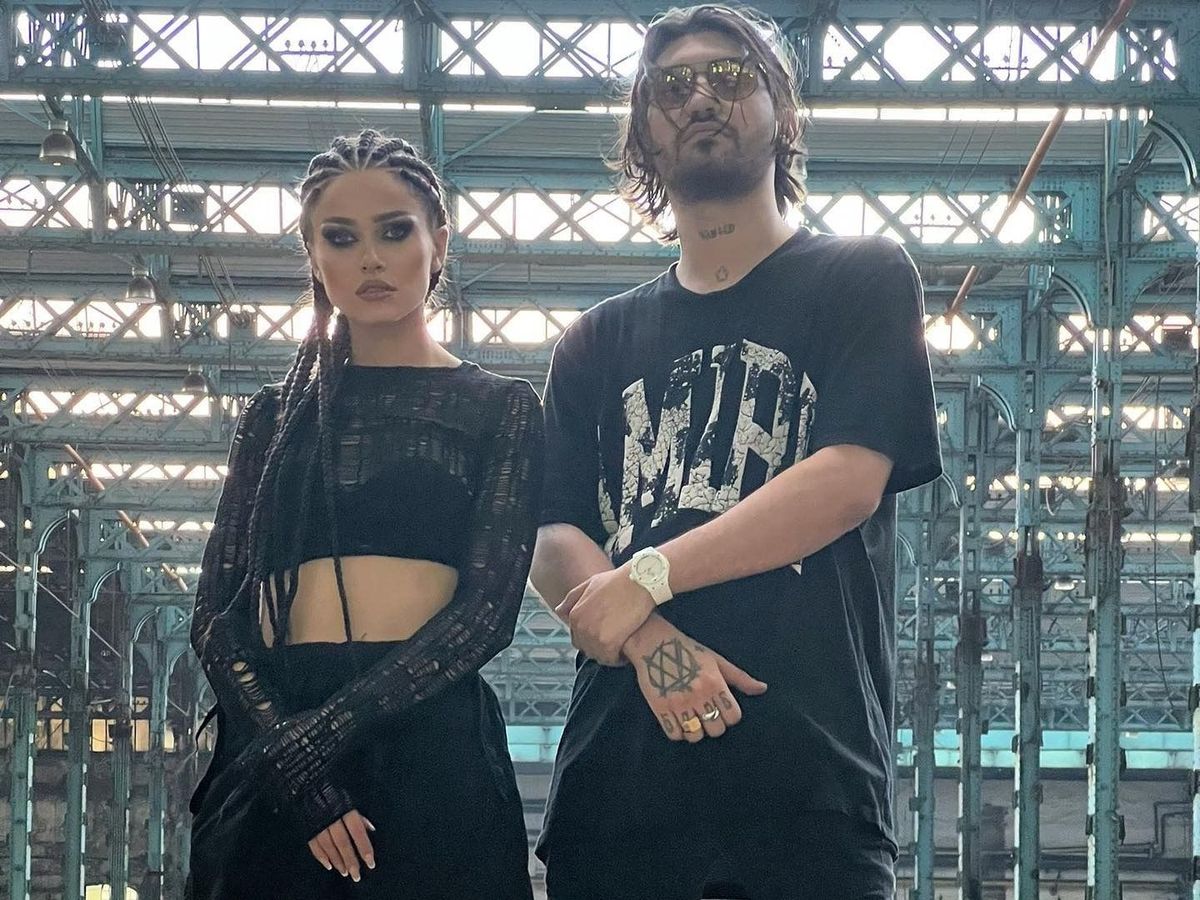 Theo Rose și Ian au lansat piesa „Sangele Frate Nu Te Face”