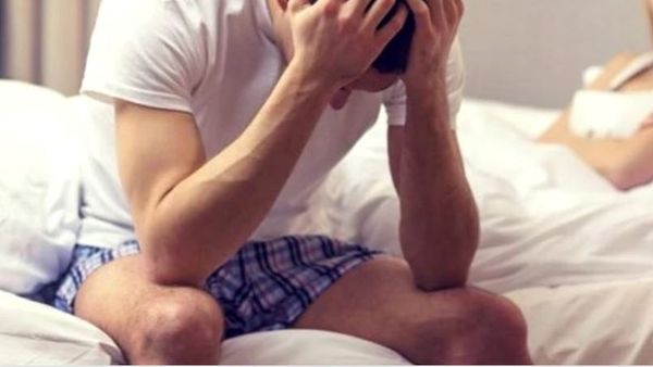 Bancul zilei de vineri, 16 septembrie 2022: Un tip se duce într-o seară la amantă şi adoarme: „Unde ai fost până la ora asta”