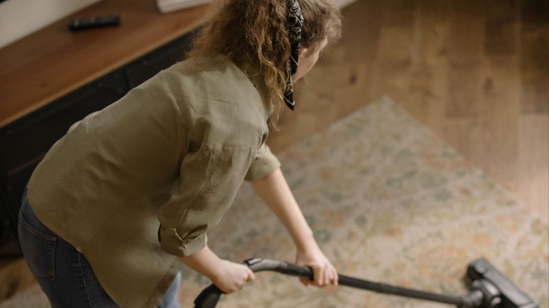 Dimineața Nebună: Ziua Curățeniei. Trucuri care te vor ajuta să ai mereu casa lună. Audio 