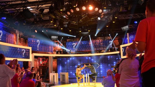 O pensionară a câștigat 21.000 de lei la “Tu urmezi!”: Într-un joc tensionat, contracronometru, concurenta s-a descurcat exemplar