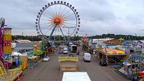 &bdquo;Oktoberfest&rdquo;, celebrul festival din M&uuml;nchen, revine după doi ani de pauză cu bere mai scumpă din cauza creșterii prețurilor la materiile prime și energie