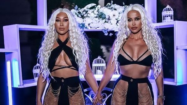 Cât de bine arată și seamănă Xonia și Anda Adam! Parcă ar fi gemene! Cele două artiste au pregătit o surpriză de proporții pentru fani!