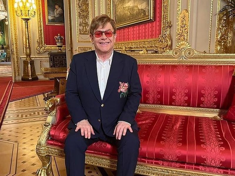 Elton John va susține un concert la Casa Albă
