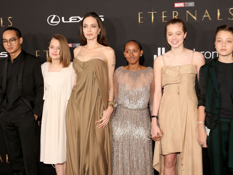 Fiica Angelinei Jolie, Shiloh, are o pasiune pentru streetdance. Vezi clipul cu adolescenta, dansând pe piesa lui Doja Cat!