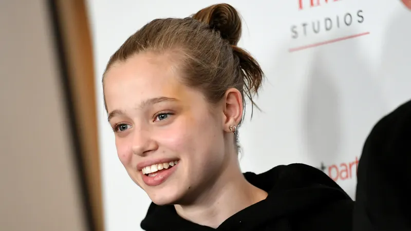 Fiica Angelinei Jolie, Shiloh, are o pasiune pentru streetdance. Vezi clipul cu adolescenta, dans&acirc;nd pe piesa lui Doja Cat!