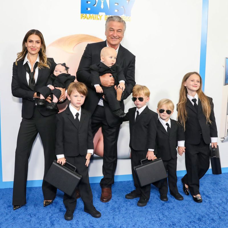 La 64 de ani, Alec Baldwin a devenit tată pentru a opta oară. Ce nume a primit mezina familiei