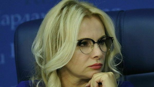 Dimineața Nebună. O senatoare din Rusia propune ca și bărbații inapți fizic să meargă la război. Audio