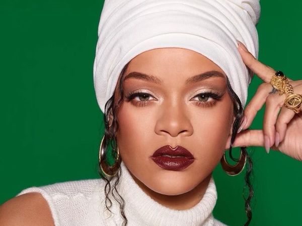 Rihanna a refuzat &icirc;n trecut să participe la spectacolul din pauza Super Bowl. De ce s-a răzg&acirc;ndit acum?!
