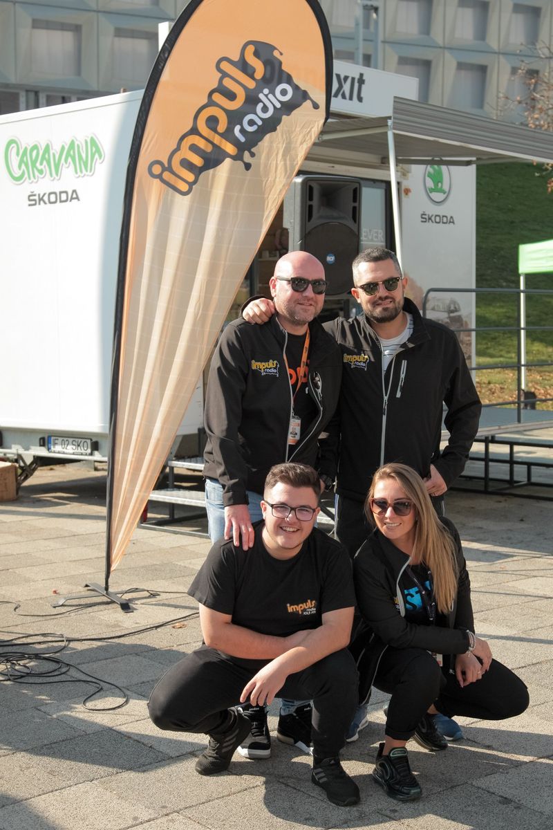 Ce faci în weekend în Cluj? Even Steven și Mihai Hînda sunt live de la Caravana Skoda Compexit. Hai și tu