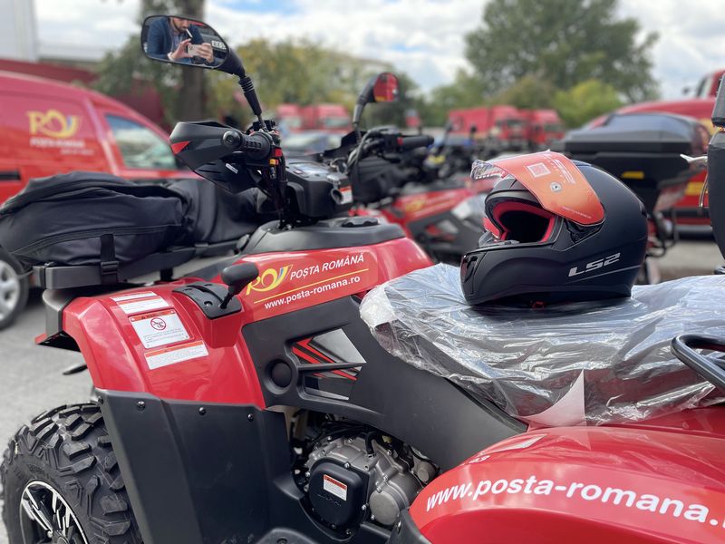 Dimineața Nebună: Poșta Română livrează cu ATV-ul! Autovehiculele sunt folosite pentru a livra mai ușor în zonele greu accesibile