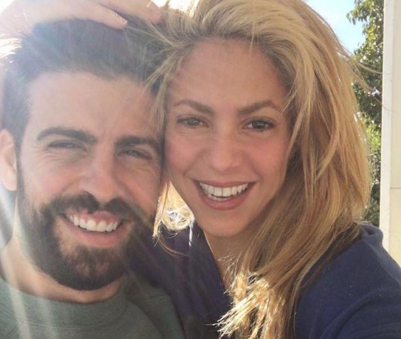 Gerard Pique și Shakira, surprinși la meciul de baseball al fiului lor Milan: