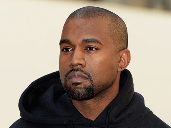Kanye West, apariție extravagantă la London Fashion Week! Rapperul a atras privirile tuturor celor din jur: &bdquo;Vrea să ducă moda la un alt nivel&rdquo;