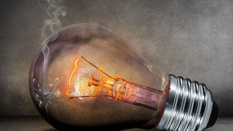 Dimineața Nebună. A vrut să facă economie la energia electrică și a reușit să-și bage familia &icirc;n spital - Audio
