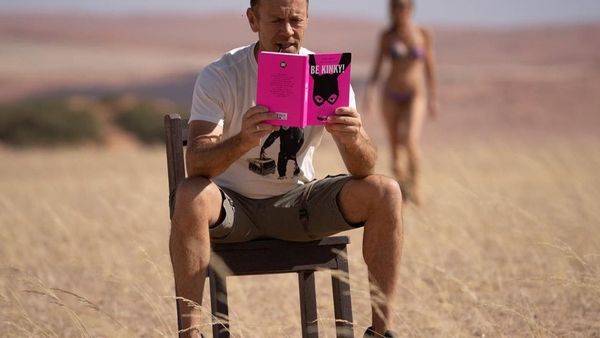 Netflix anunță un nou serial, bazat pe o poveste reală, ”Supersex”, care prezintă viața starului filmelor pentru adulți Rocco Siffredi